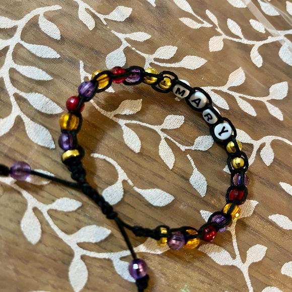 Set of 4 Handmade HOCUS POCUS Themed Beaded Bracelets - Adjustable Size - Picture 4 of 8